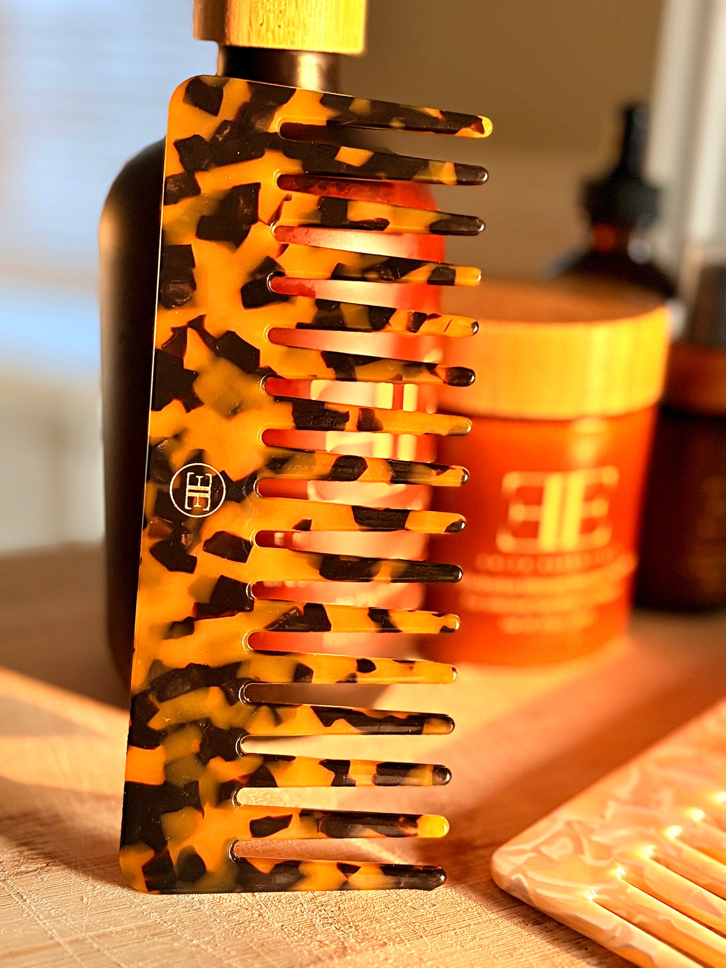 Wide Tooth COMB